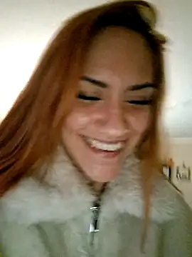 SlimBellaa's cam snapshot