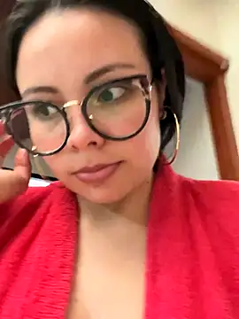 Megan_05_'s cam snapshot