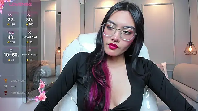 AzuraKindong's cam snapshot