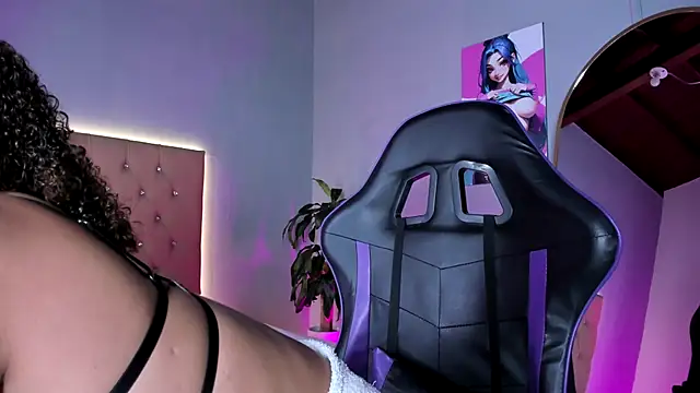 EmmaLawrence_'s cam snapshot