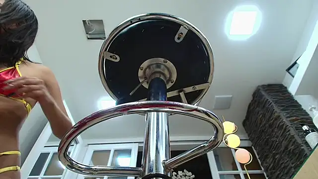 miss_collins's cam snapshot