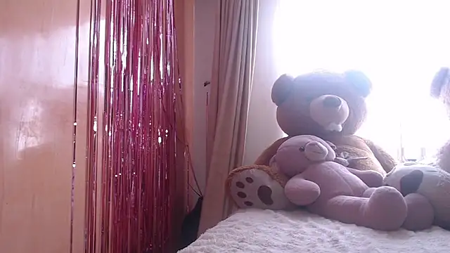 miss_lilieth's cam snapshot