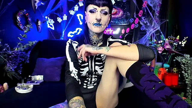 Purple_Coffin666's web cam