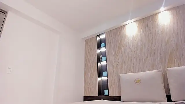 ayla_velt's cam snapshot