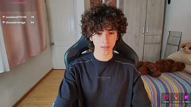 Nude_Boy18 live sex cam