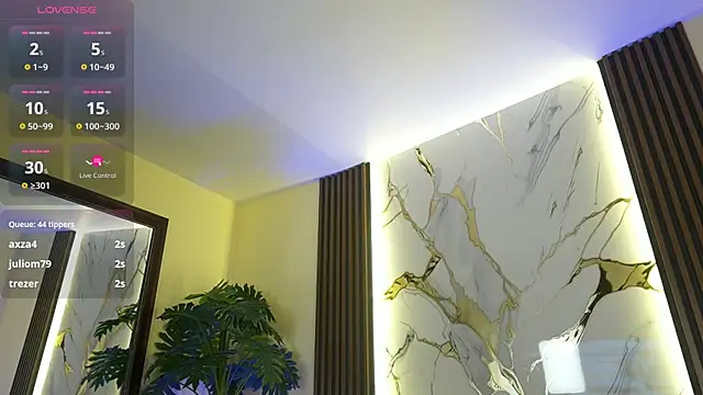 LiaWheeler's cam snapshot