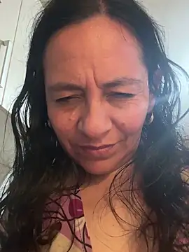 Freya_Artemisa's cam snapshot