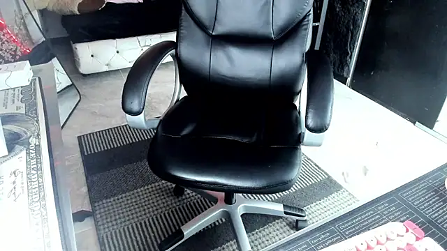 Paris_Petit's cam snapshot