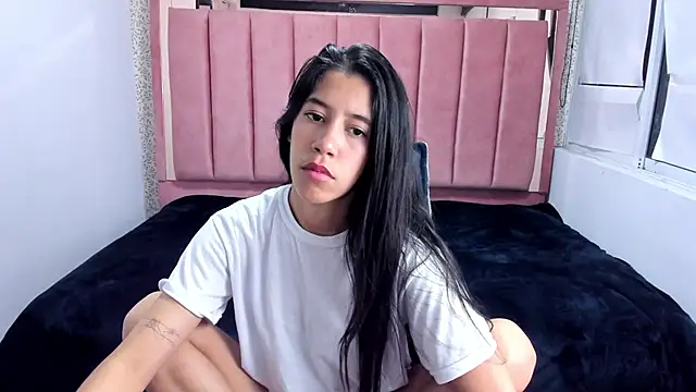 Connie_Bell's cam snapshot