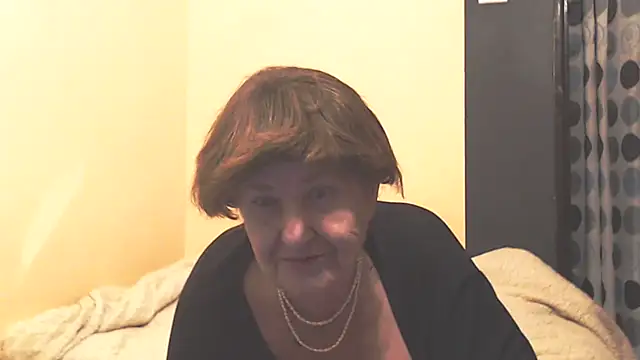 MioritaHard's cam snapshot