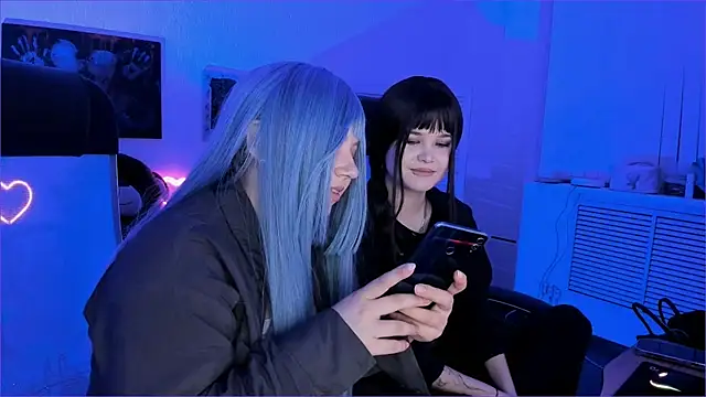 Elainebeness's cam snapshot