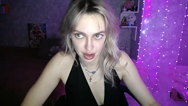 NickyAdamidi's cam snapshot