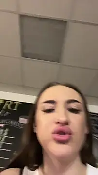 Luna_Olsen's cam snapshot