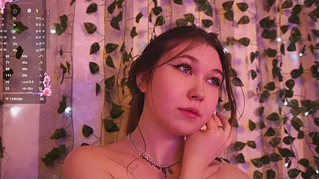 cheeky_cherry_'s cam snapshot