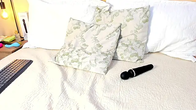 Nicole_Angels_'s cam snapshot