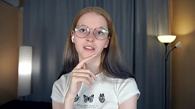 ToyaPletz's cam snapshot