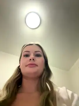 LoveShae_'s cam snapshot