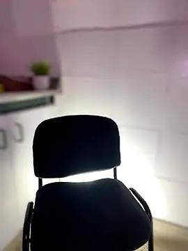 katy_handerson's cam snapshot