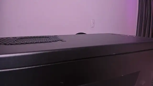 Ellie_wills's cam snapshot