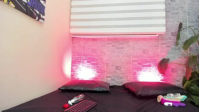 HelenaScott's cam snapshot