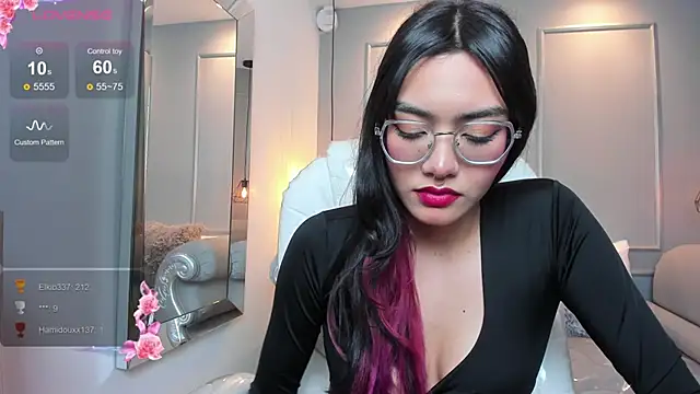 AzuraKindong's cam snapshot