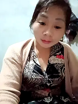 vangkt-cute live sex cam