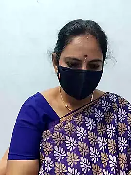 Queen-Neha's cam snapshot