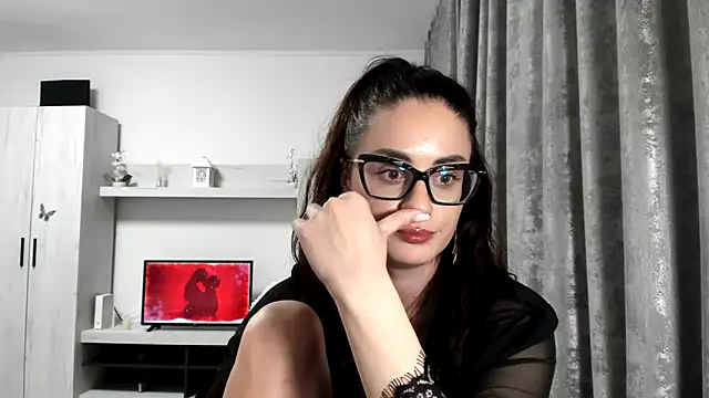 AleeAlice's cam snapshot