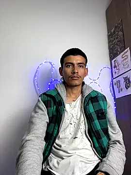 sorry-mom69 live sex cam