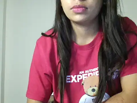 priya_008's cam snapshot