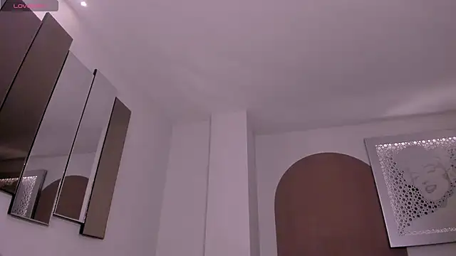 SussyBellX's cam snapshot