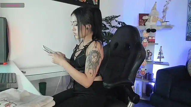 BaphyBaby's cam snapshot