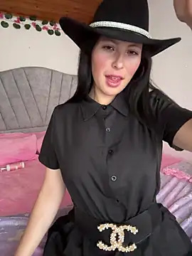 Mia_salinass's cam snapshot