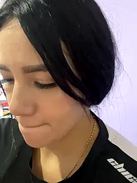 Marianahb-e's cam snapshot