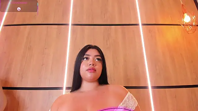 ashlyn_parker's cam snapshot