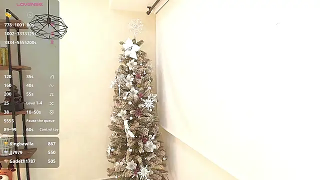 Sassy--Girl's cam snapshot