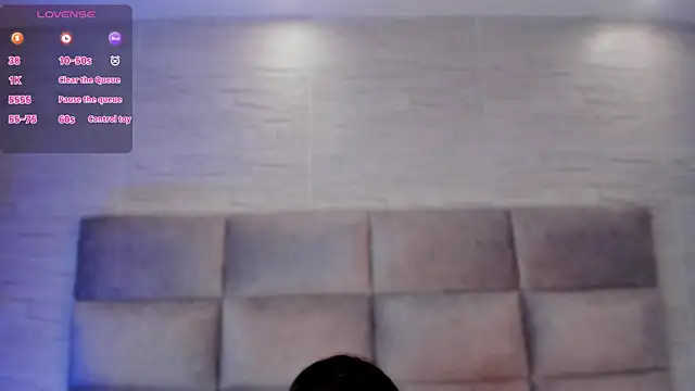 lea_walkerr's cam snapshot