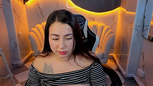 Kattia_mystic_b's cam snapshot