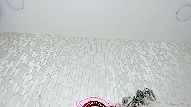 madison_jones_'s cam snapshot