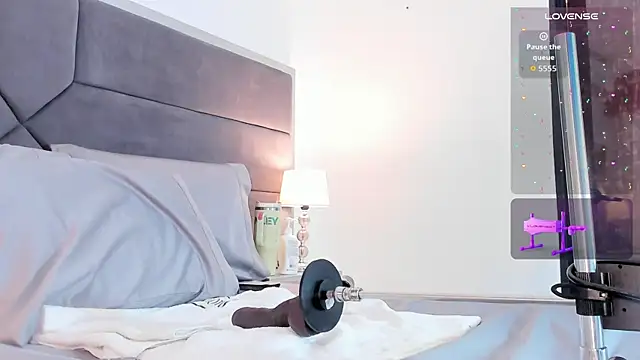 franceska_milf's cam snapshot