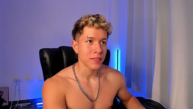 nathan_blake's cam snapshot