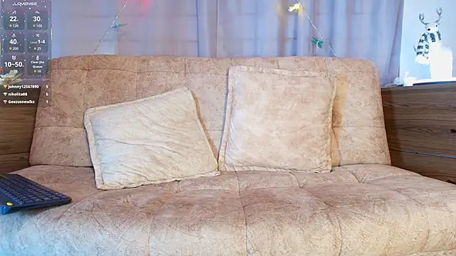 jade_brunnette's cam snapshot