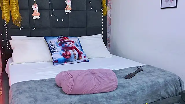 Angelique_Angell's cam snapshot