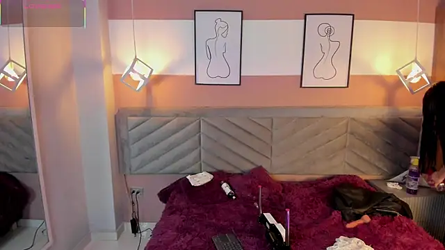 Mia_Valentine_'s cam snapshot