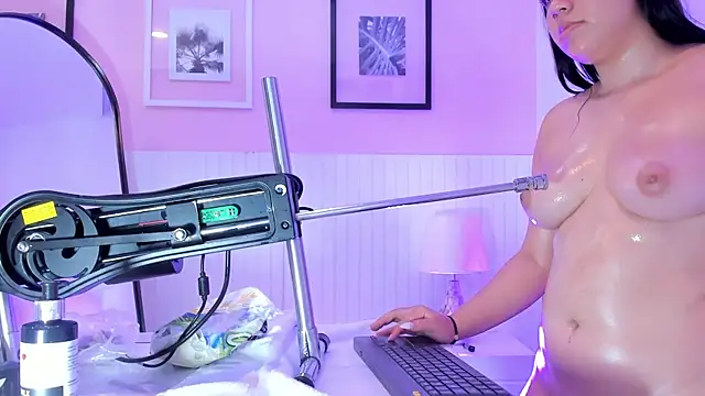 emma_smile's cam snapshot