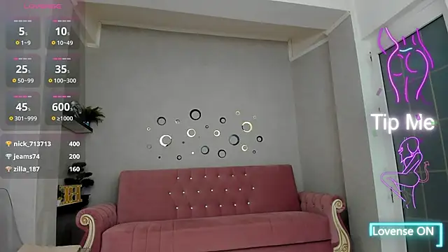 BelovedKhlloee's cam snapshot