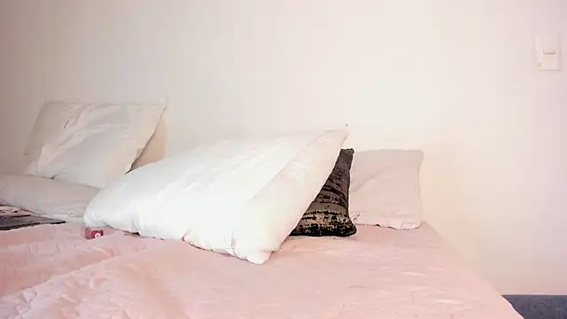 CharlottePetitte's web cam