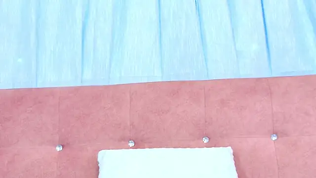 AlliciaKim's cam snapshot