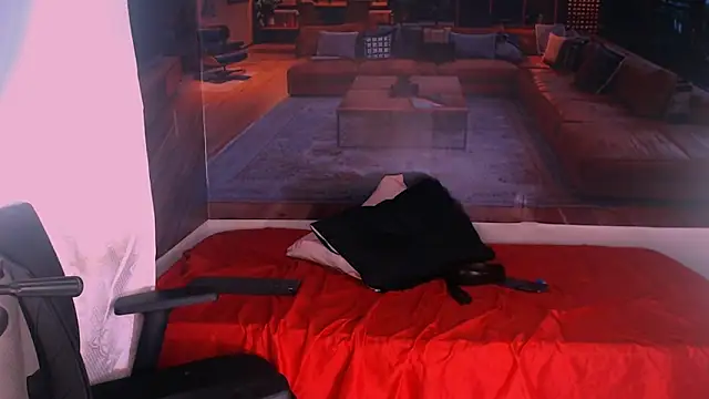 RomeoMillerr's cam snapshot