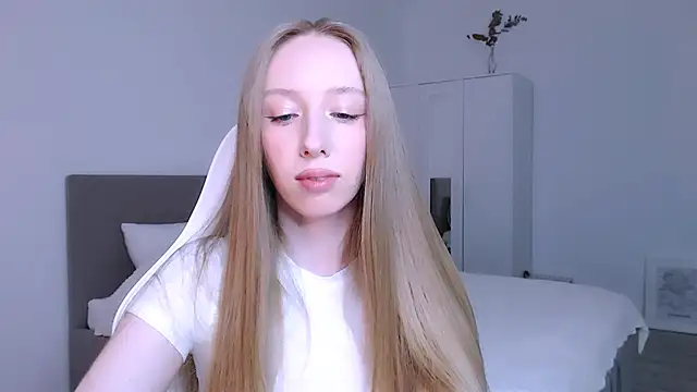 Luna_insniity's cam snapshot